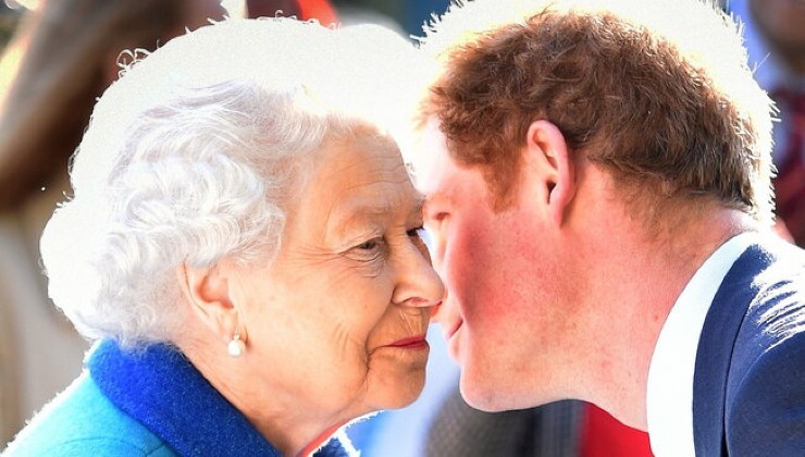 Regina Elisabetta e Harry