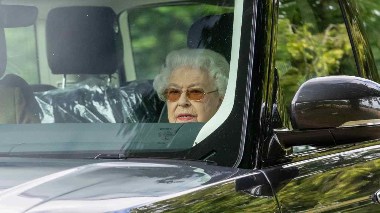 La reina Isabel II: su coche favorito