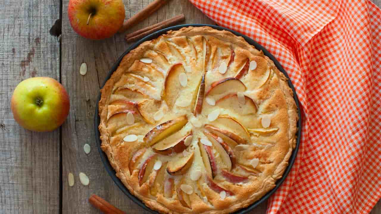 Torta yogurt e mele